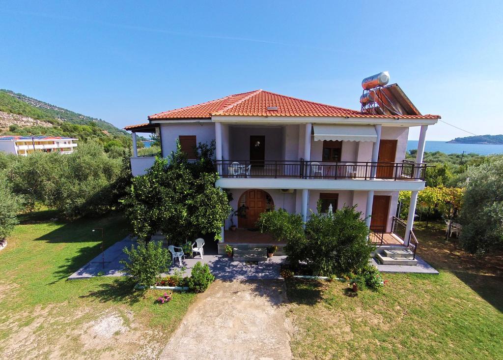 Athina Hotel Koínira Exterior foto