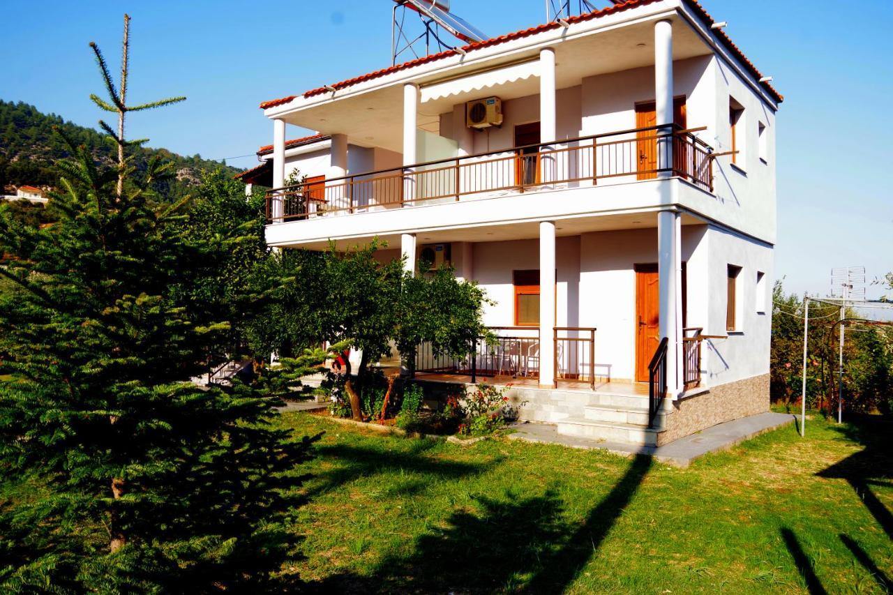 Athina Hotel Koínira Exterior foto
